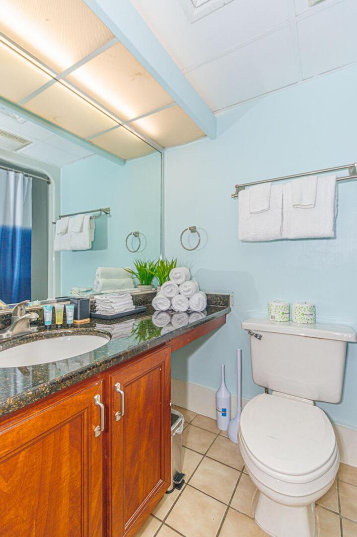Beautiful Condo! Direct Oceanfront - 1 Bedroom, 1 Bath - Atlantica 200 Myrtle Beach Eksteriør bilde